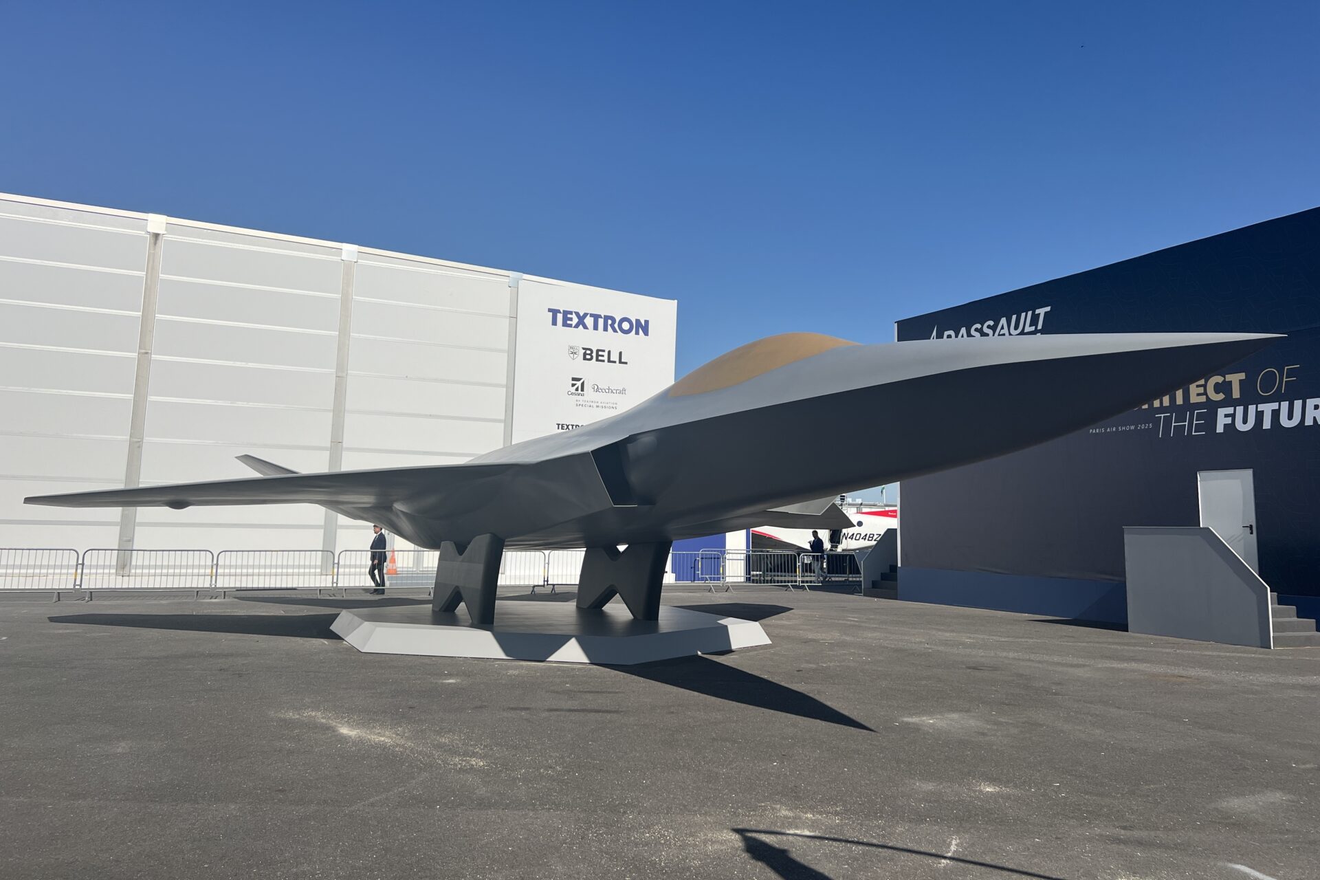 FCAS / NGF无平尾气动后向散射理论评估RCS缩比模型